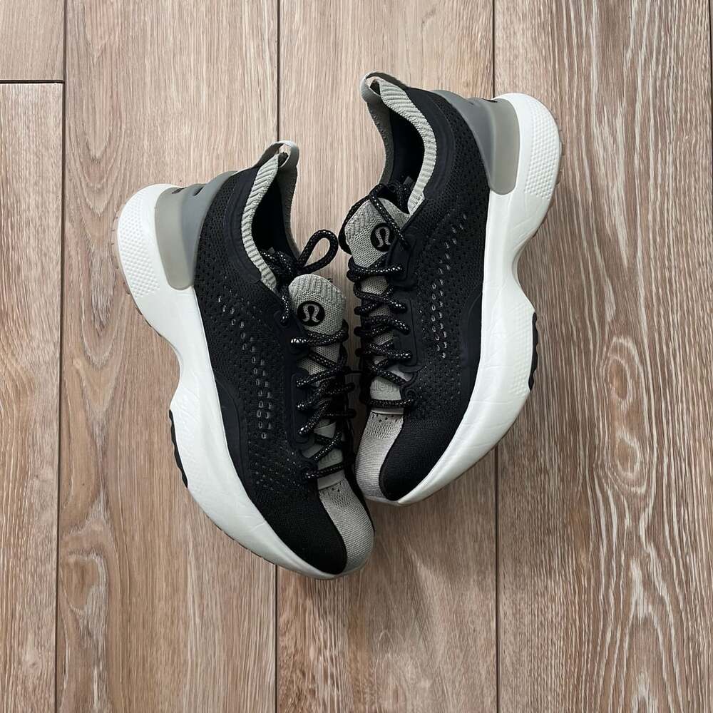 Lululemon Women's Chargefeel 3 Workout Shoe Size 7 Black Fogn